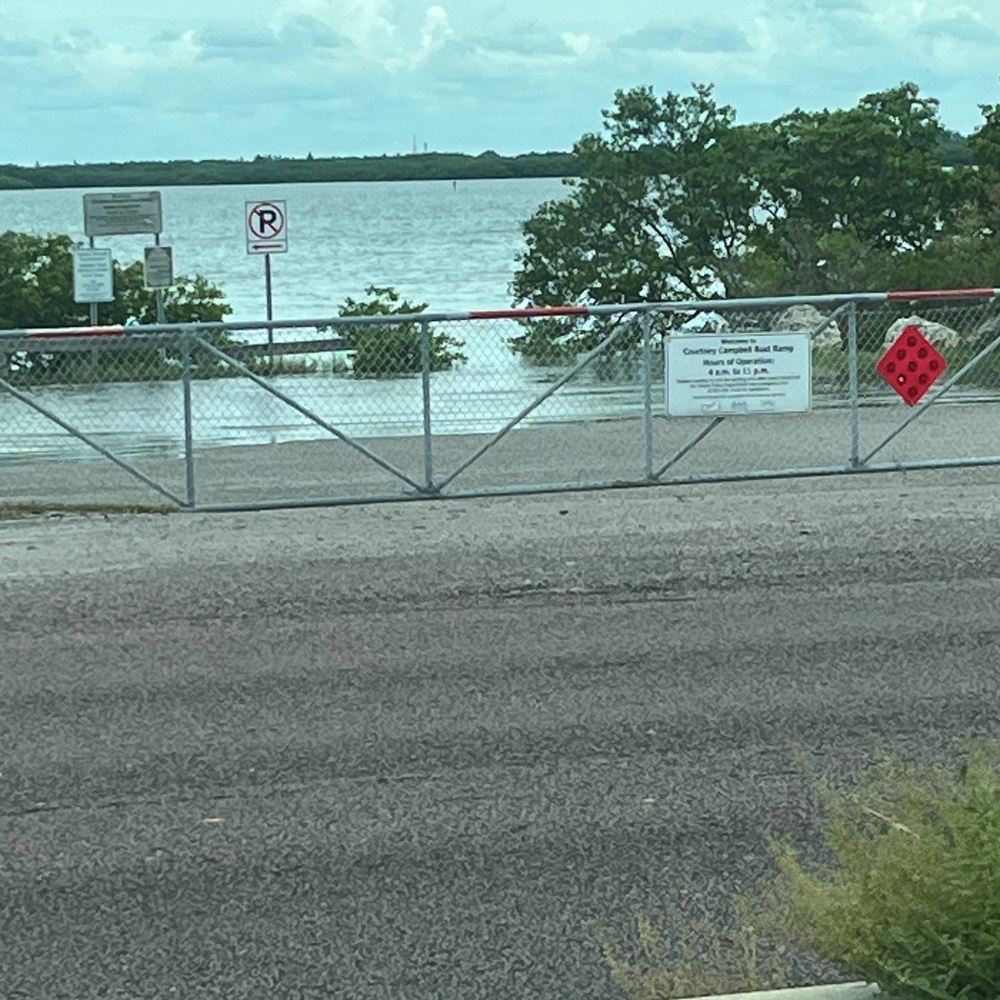 Meet your Posher, Yanic